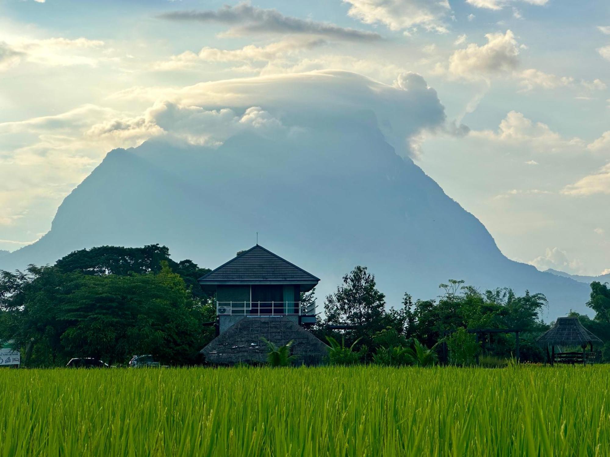 Baan Porhdoi Goidao Chiang Dao Exterior foto